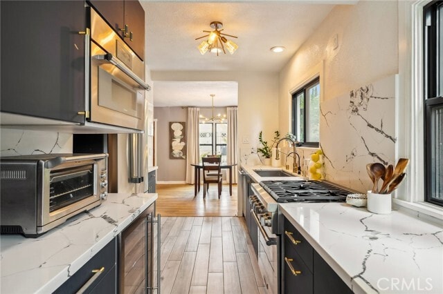 Building Photo - 1812 Las Flores Dr
