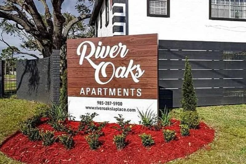 Primary Photo - River Oaks Apartments