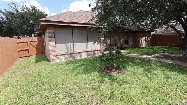 Building Photo - 3507 N 34th Ln