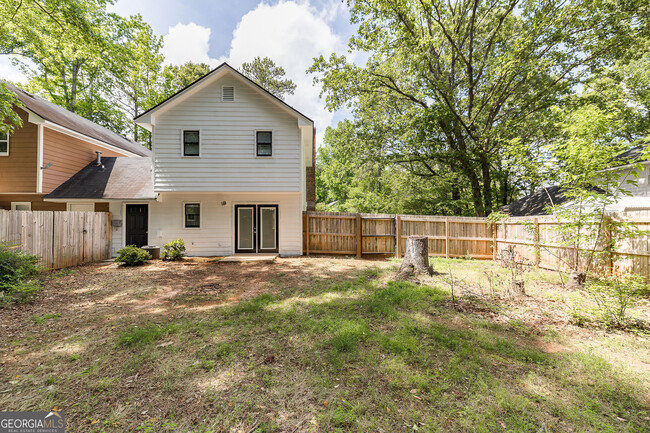 Building Photo - 115 Shadow Moss Dr