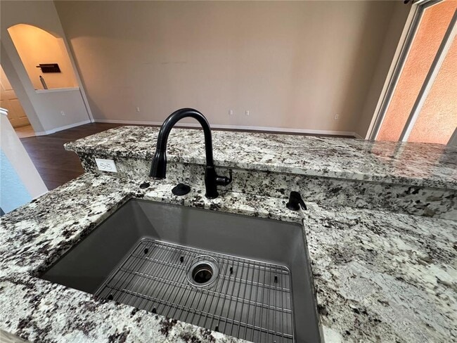 Building Photo - 4707 1st Ave E