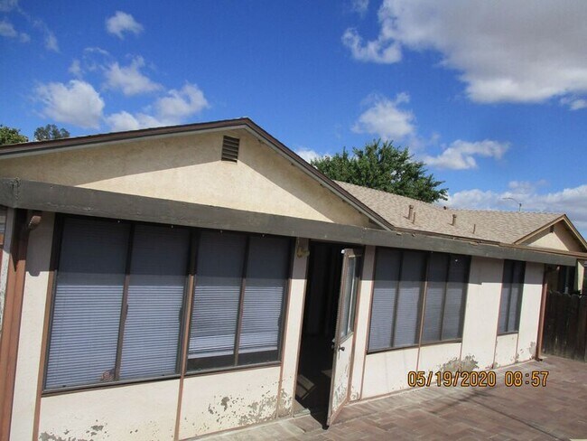 Building Photo - 28244 Encanto Rd