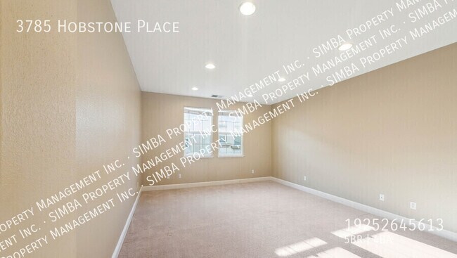 Building Photo - 3785 Hobstone Pl