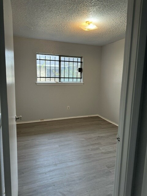 Building Photo - 12814 Greenshire Dr