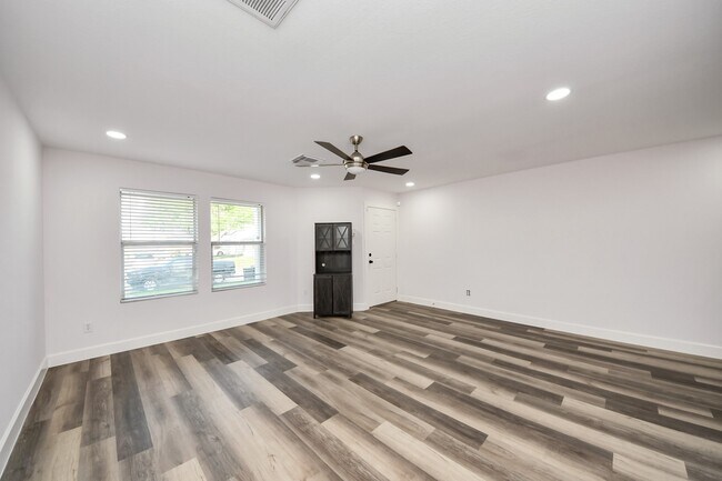 Building Photo - 7826 Maverick Trace Ln