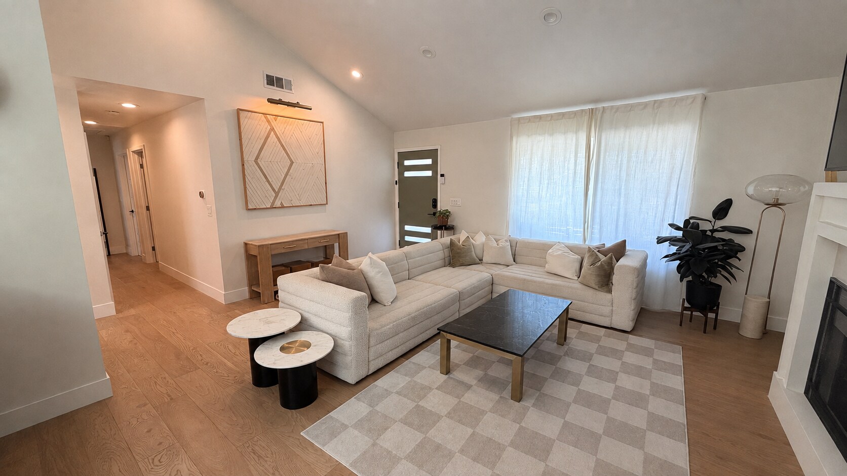 Building Photo - 9892 Lapworth Cir