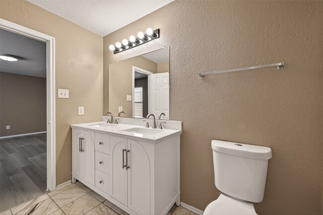 Building Photo - 2918 Latch Ln