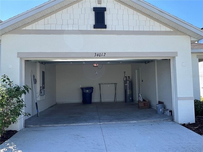 Building Photo - 34012 Jasper Stone Dr