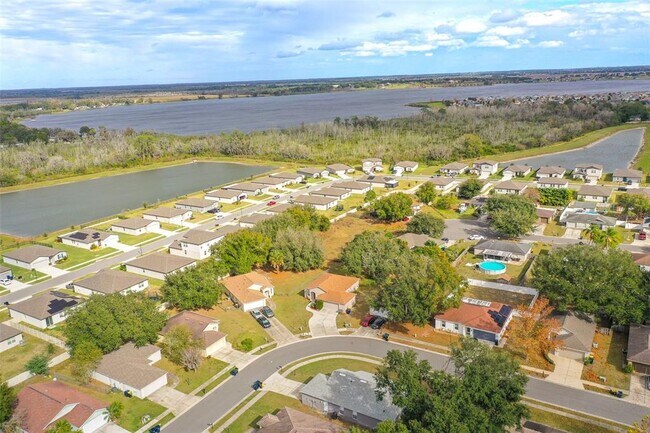 Building Photo - 137 Eagle Point Blvd