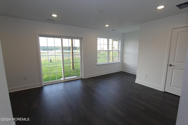 Building Photo - 35 Crimson Dr