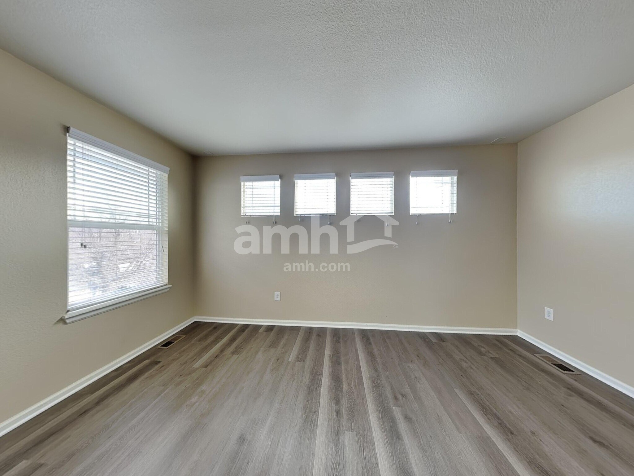 Building Photo - 11791 Lewiston St