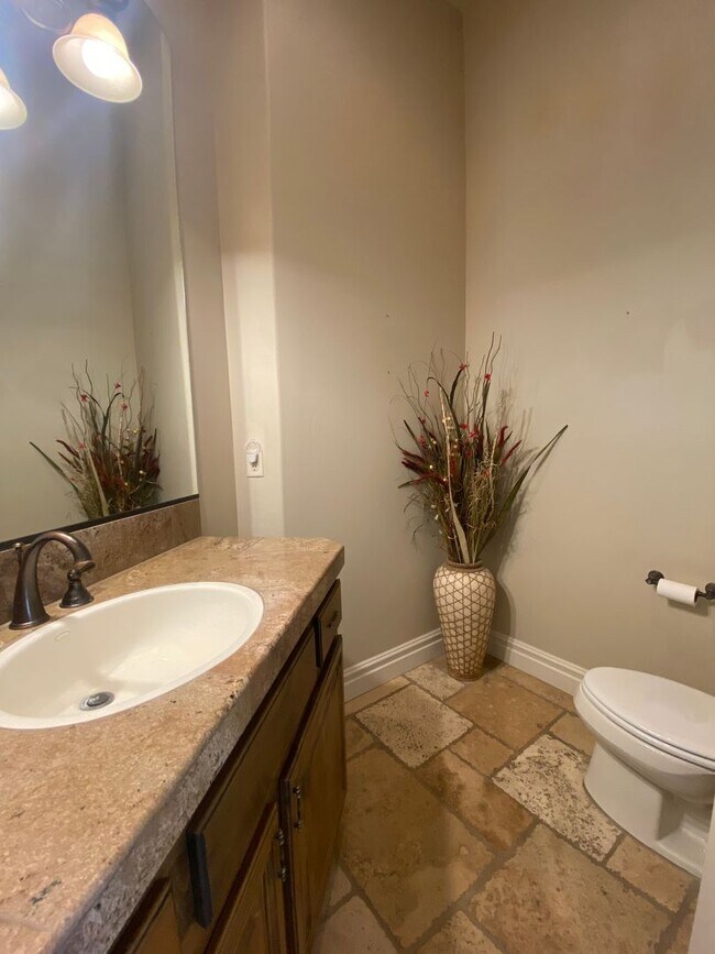 Building Photo - Unfurnished Home in Sunbrook!