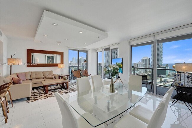 Building Photo - 2600 E Hallandale Beach Blvd