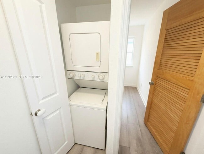 Building Photo - 1442 NW 73rd St