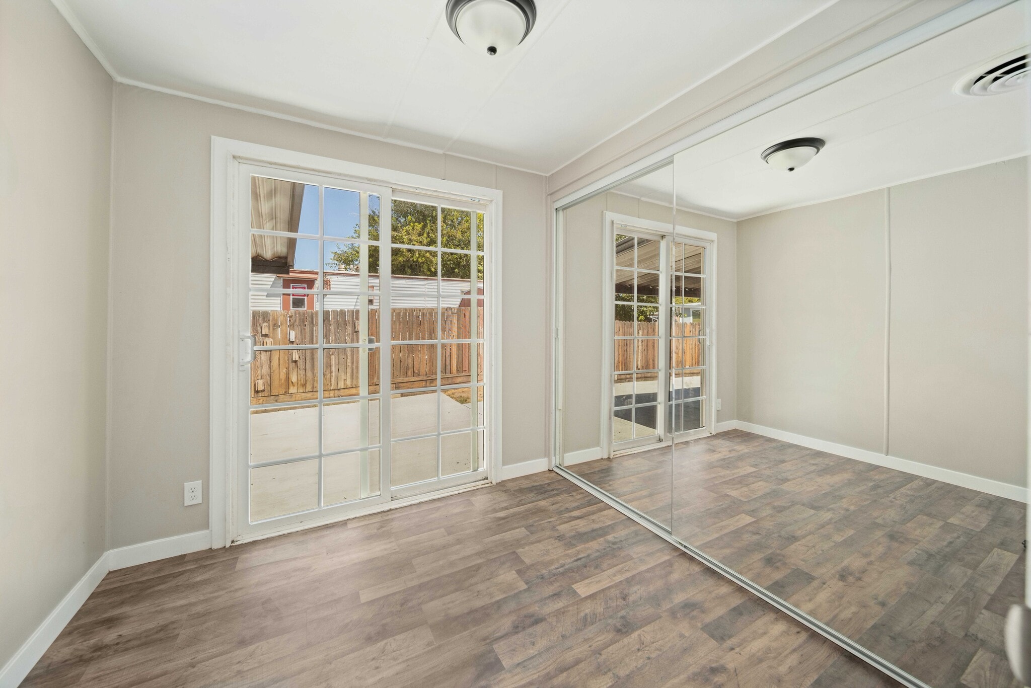 Building Photo - 3300 15th St W