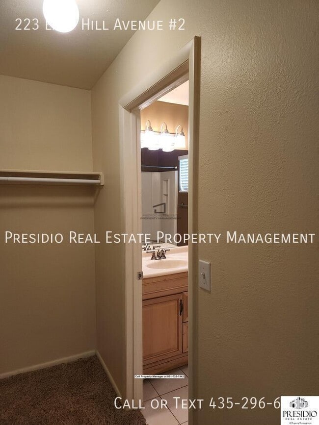 Building Photo - 223 E Hill Ave