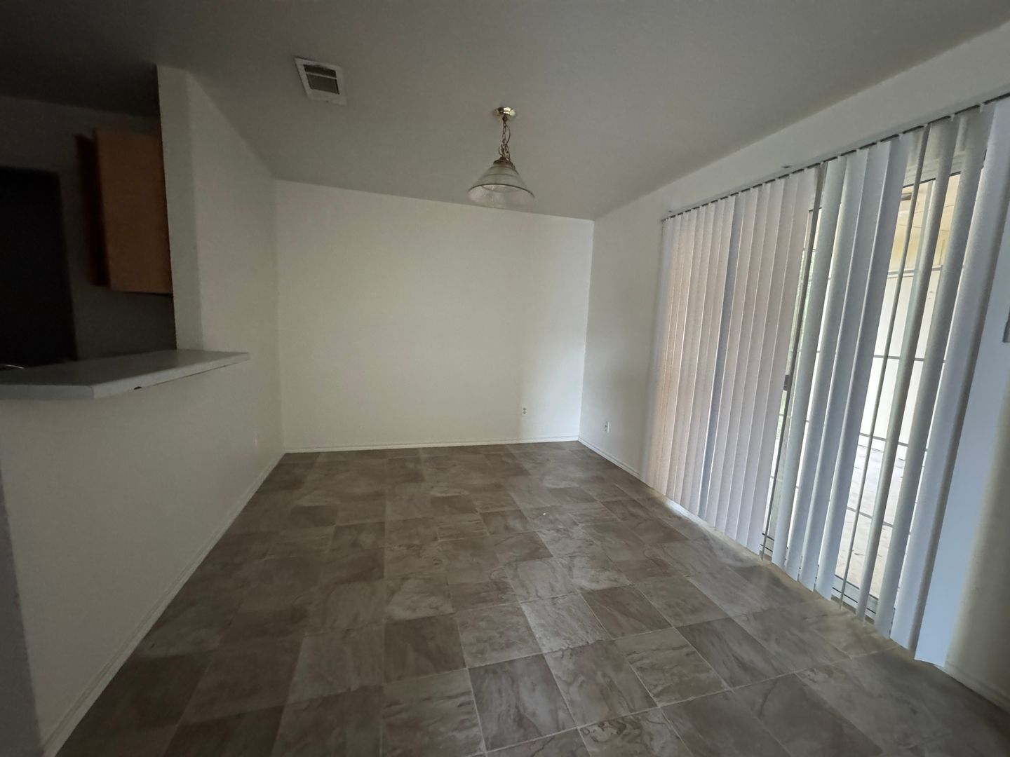 Building Photo - 1706 Benttree Dr