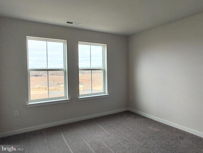 Building Photo - 3 Wafer Aly