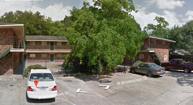 Building Photo - Signature Two Apartments