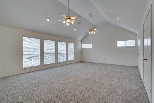 Building Photo - 106 Devron Ct