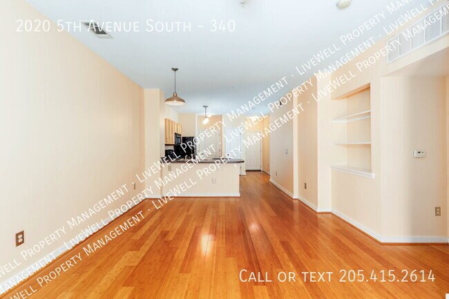 Building Photo - 2020 5th Ave S