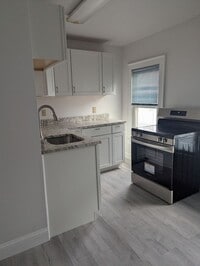Building Photo - 53 Granite St