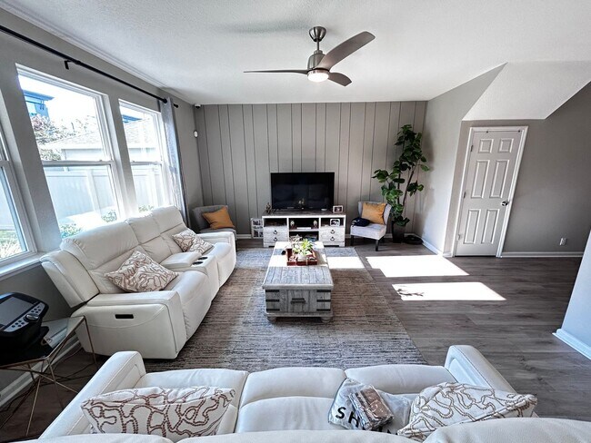 Building Photo - ? Immaculate 4 Bedroom, 3 Bath Home in Sto...