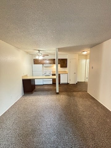 Building Photo - 3950 SW 102nd Ave