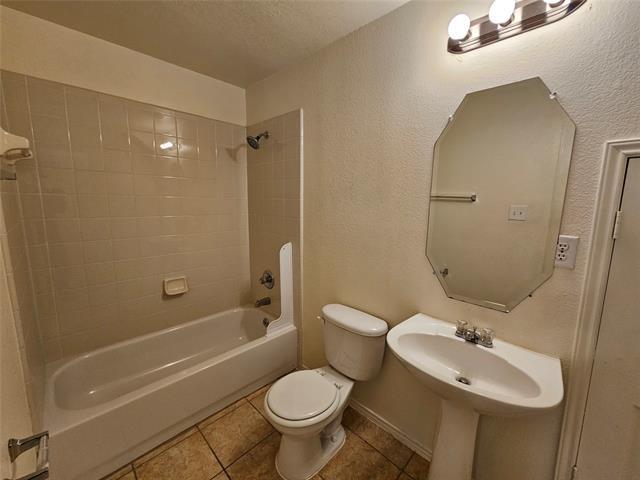 Building Photo - 933 Wilderness Pass