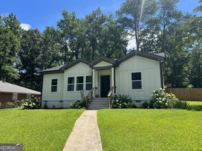 Building Photo - 1718 Line St