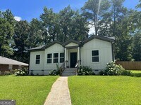 Building Photo - 1718 Line St