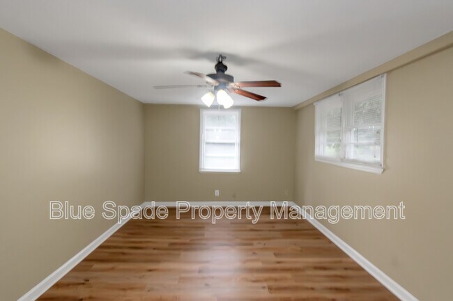 Building Photo - 1862 Posten Ln SW