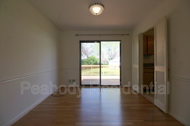 Building Photo - 5810 Sunderland Ct