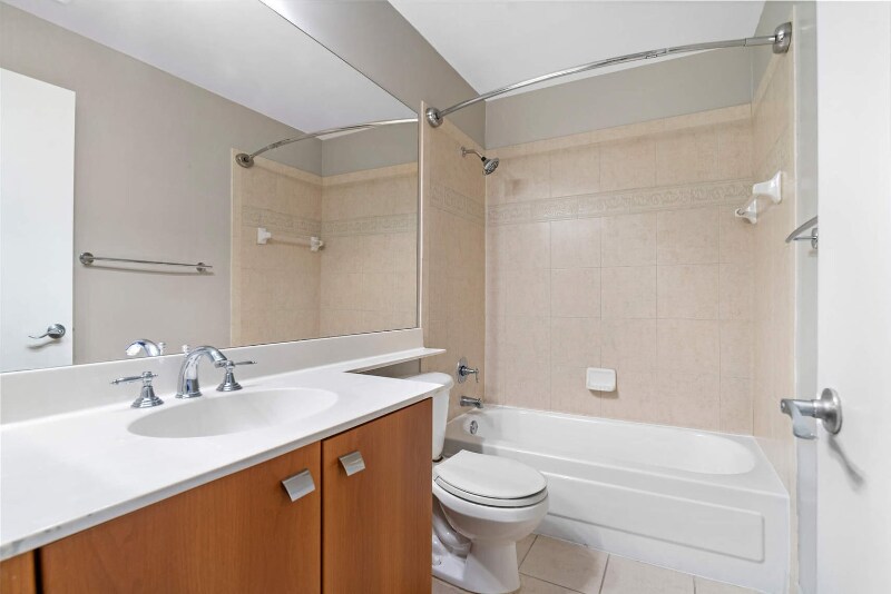 Building Photo - 1125 Crystal Way