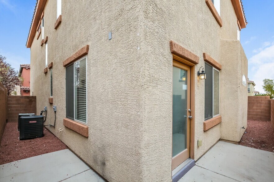 Building Photo - 8937 Marmot Ridge Ct