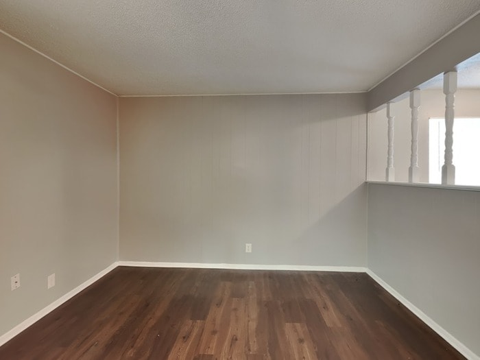 Building Photo - 6028 Harrison Way