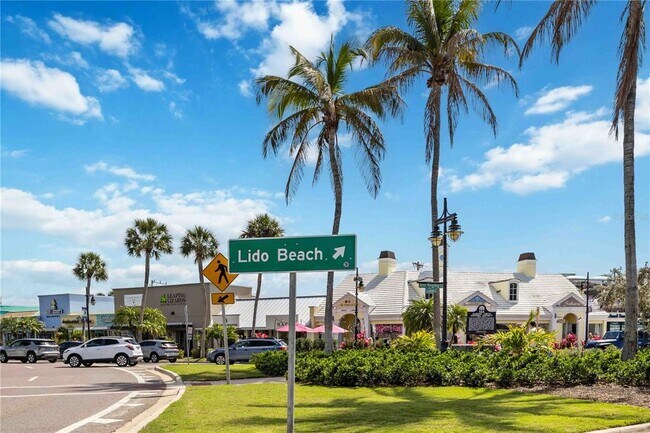 Building Photo - 765 John Ringling Blvd