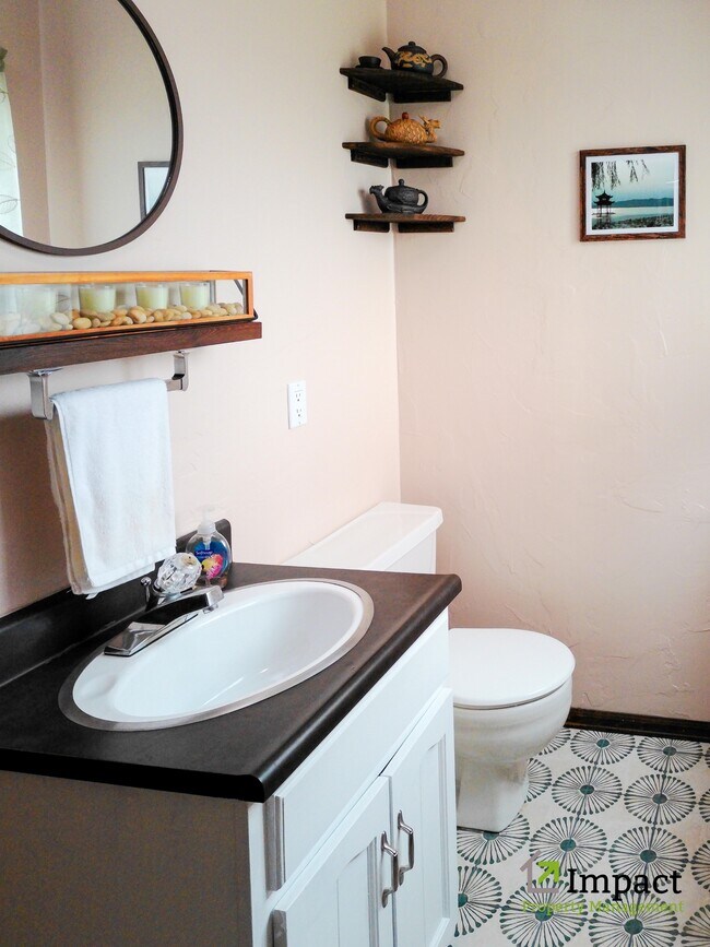 Building Photo - 5005 Sunbird Cliffs Dr