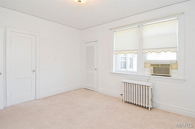 Building Photo - 1071 Terrace Dr