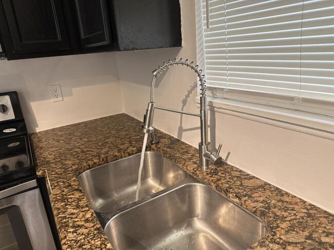 Building Photo - 4454 Pinebark Ave