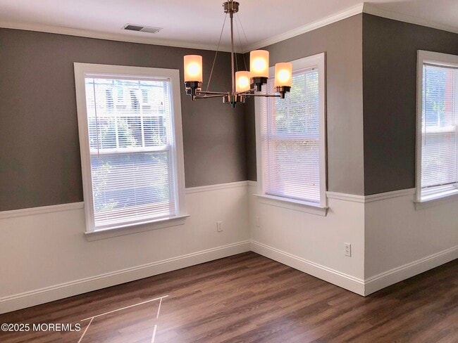 Building Photo - 112 Central Ave