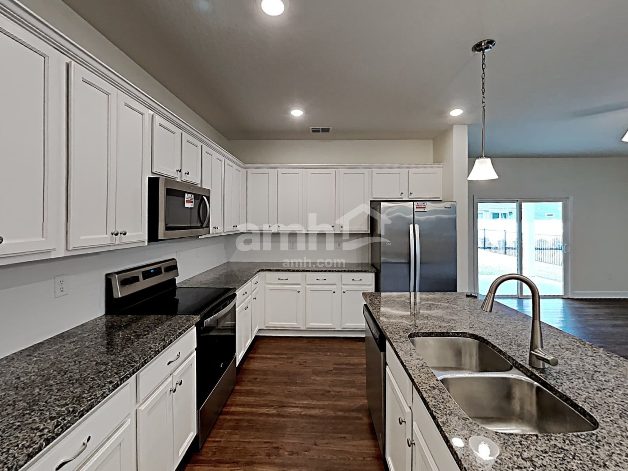 Building Photo - 152 Opal Way