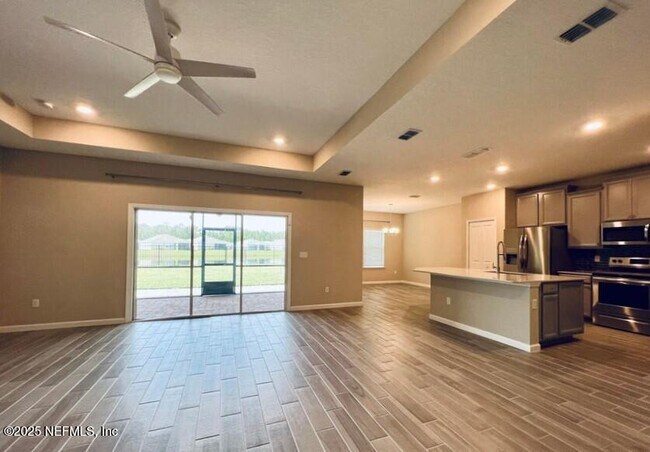Building Photo - 9627 Lovage Ln