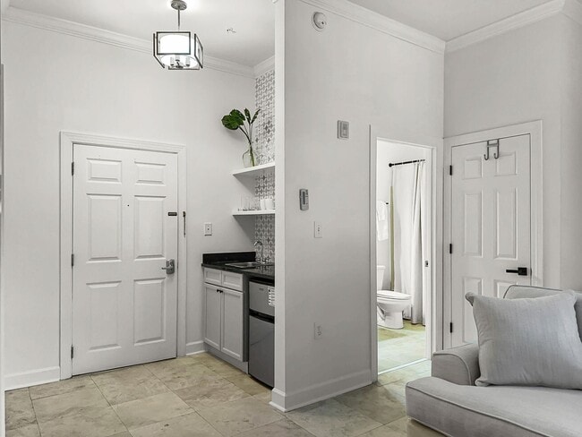 Building Photo - 50% off first months rent.  Fully furnished condo in Rosemary Beach!