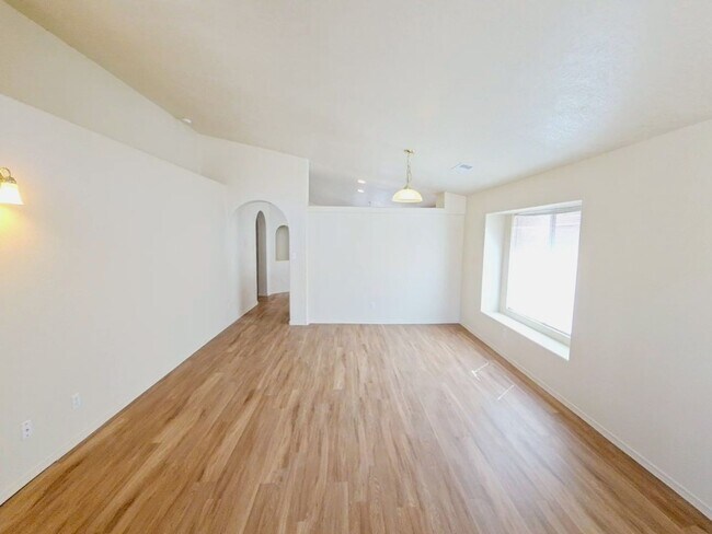 Building Photo - Gorgeous 4-bedroom, 2-bath home featuring two spacious living areas