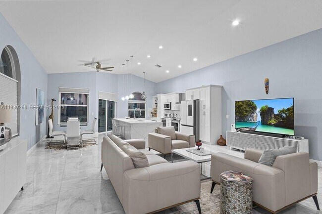 Building Photo - 6952 NW 27th Ct