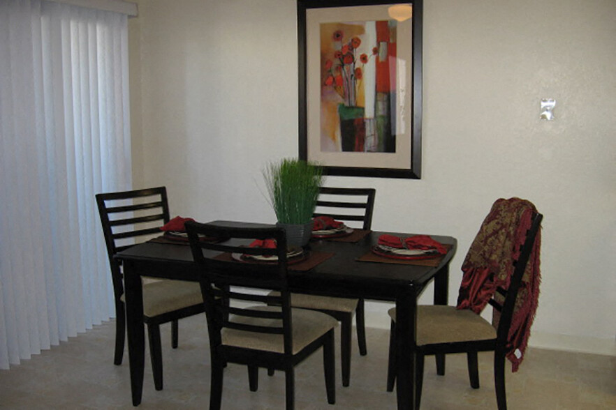 Floorplans include a separate dining space that can also be used as a home office - Riverstone Apartments