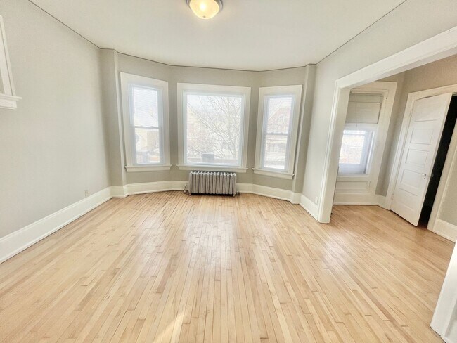 Building Photo - 2626 N Fratney St