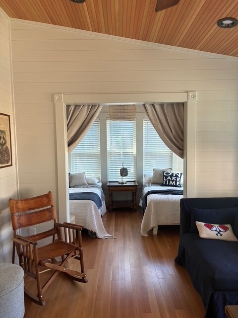 Building Photo - 122 Milwaukee St