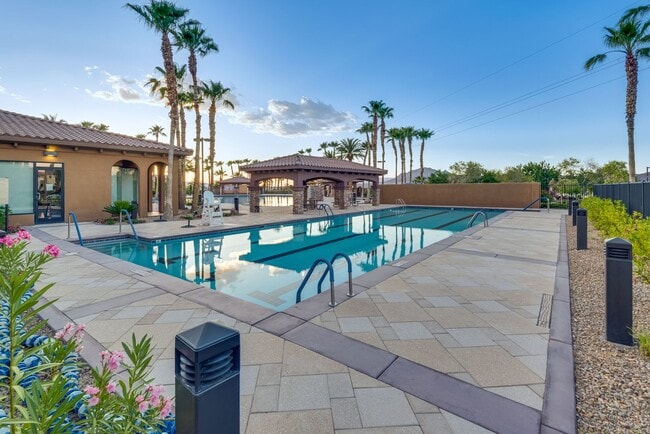 Building Photo - Welcome to your dream home located in the prestigious guard-gated community of Tuscany in Henderson!